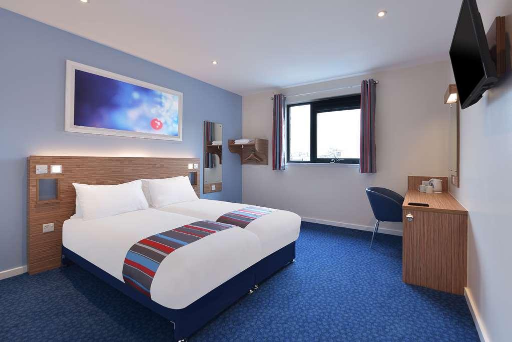 Travelodge Falkirk Room photo